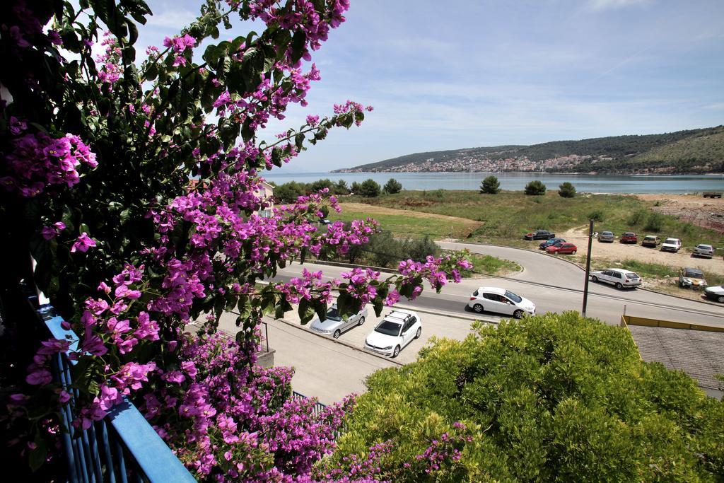 Apartments Irena Trogir Extérieur photo